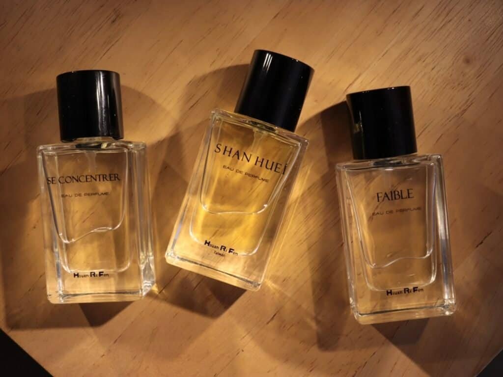 代表Hsuan Ri Fen的香水 — SHAN HUEI 山迴香水