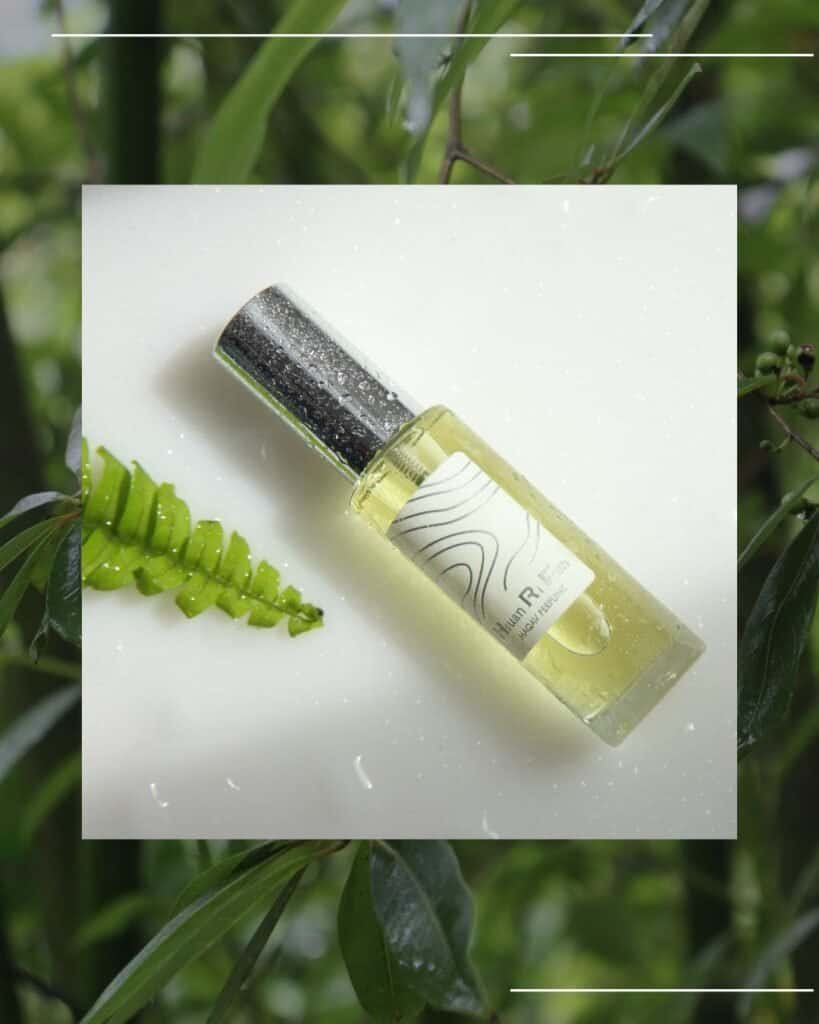 馬告香水: 台灣在地品牌「炫日芬」，帶領部落研發出全世界第一款部落香氛「馬告香水」。清新與森林木香交融的味道，好似陽光灑落 給人充滿朝氣的活力香氛。