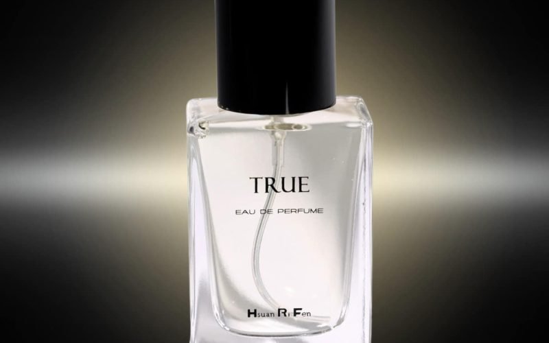 TRUE —— 為自己而存在的香氣 WEAR TRUE.FEEL CLEAR.